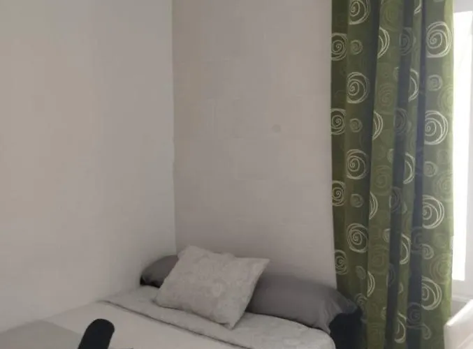 Quarto em Acomodações Particulares Gadir *