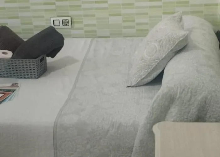 Gadir Quarto em Acomodações Particulares *